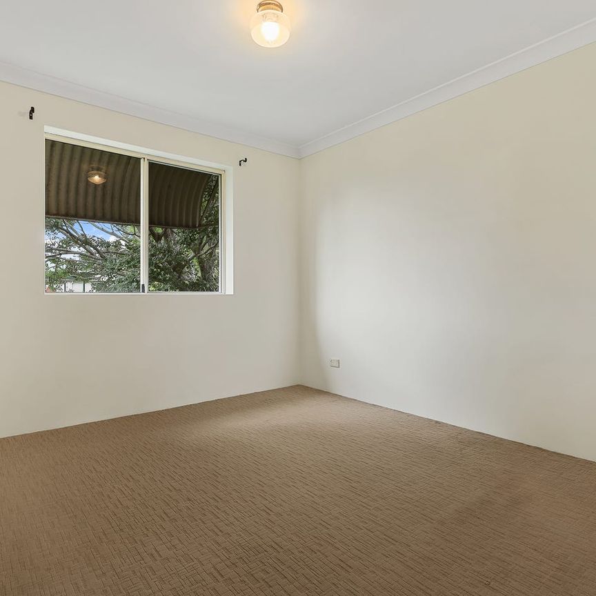 Bright, Secure & Perfectly Positioned for Lifestyle - Photo 1