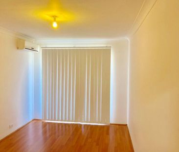 Spacious Full Brick Town House - Photo 3