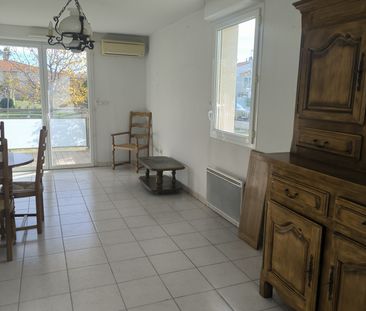 Location Appartement 3 pièces 60m² ST LAURENT DE LA SALANQUE 66250 - Photo 2
