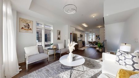 For Lease - 32 Spruce Pines Crescent, Toronto, Ontario - Photo 2