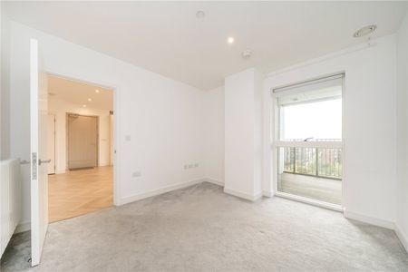 Pegler Square, Kidbrooke Village, London, SE3 9GL - Photo 3