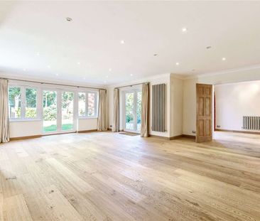 A well presented family home set in a popular Sevenoaks location. - Photo 2