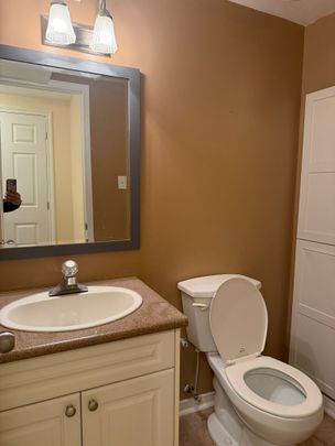 For Lease - 11 Cantex Court Unit# Lower level, Richmond Hill, Ontario - Photo 1