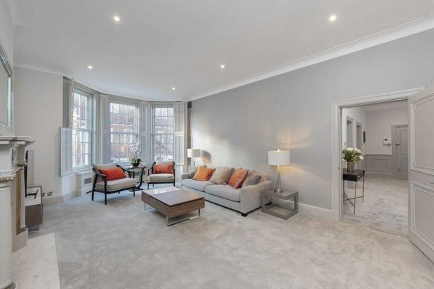 Sloane Court East, Chelsea, SW3 - Photo 1