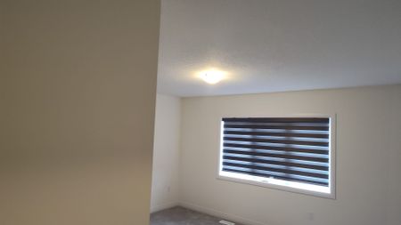 For Lease - 199 Port Crescent, Welland, Ontario - Photo 2