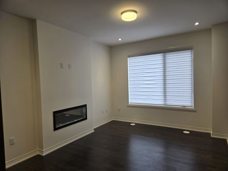 For Lease - 25 Moosehead Drive, Brampton, Ontario - Photo 3