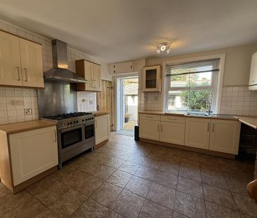 3 bedroom terraced house to rent - Photo 2