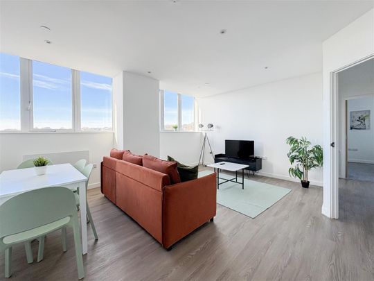 London Road, St. Leonards, TN37 6FL - Photo 1