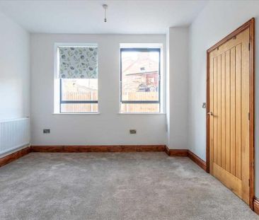 3 bedroom maisonette to rent - Photo 4