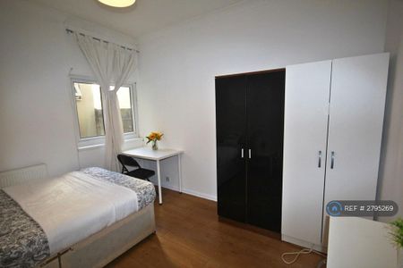 5 bedroom terraced house to rent - Photo 5