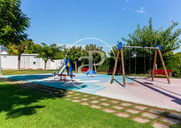 Penthouse for rent with Terrace in Paterna