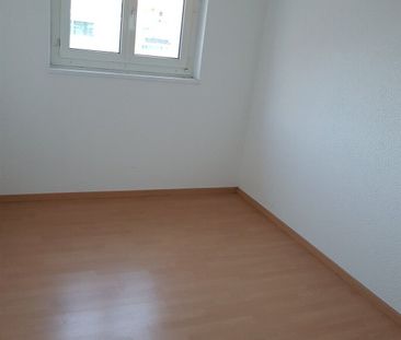 Apartment with mountain view - Photo 2