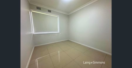 Charming three-bedroom family home - Photo 2