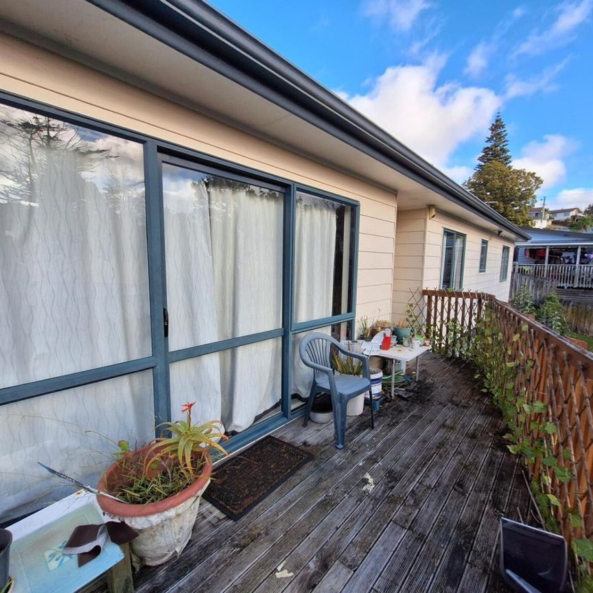 Fantastic Family Home - Photo 1