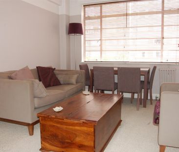 Du Cane Court, Balham High Road, Balham, SW17 - Photo 2