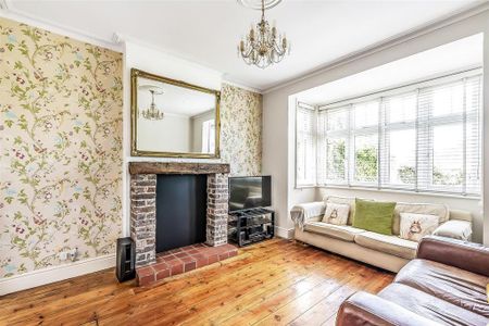 3 bedroom semi-detached house to rent - Photo 3