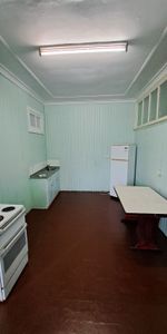 Studio Apartment - Innisfail town centre - Photo 3