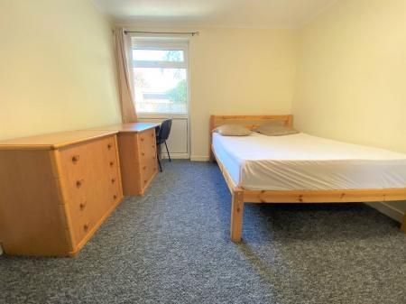 4 Bed Student House - 53 Ulcombe Gardens, UKC - Photo 3