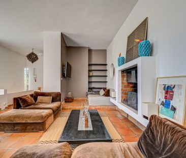 Location Maison Aix-en-Provence 6 Pièces 206 m² - Photo 5