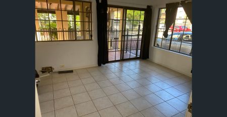 Three Bedroom Unit Available in Old Motel Complex Matilda - Photo 5