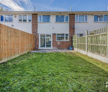 3 bedroom terraced house to rent - Photo 1