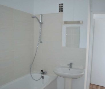 Location Appartement 3 pièces 58m² - Photo 4