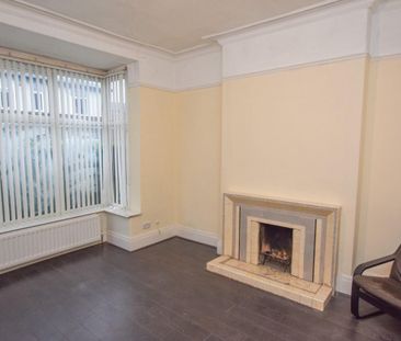 3 bed House - Semi-Detached for Rent - Photo 3