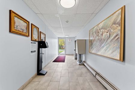 Two Bedroom Apartment - Photo 3