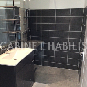 À LOUER - APPARTEMENT DE TYPE F3 d'environ 54,83 m² - LE TAMPON - 822,29 € - Photo 2