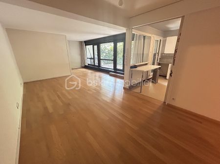 Appartement de 111,39 m² à Creteil - Photo 2