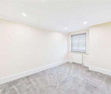 High Street, East Grinstead, West Sussex, RH19 - Photo 5