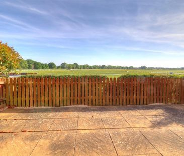 Lingfield Crescent, Stratford-Upon-Avon - Photo 1