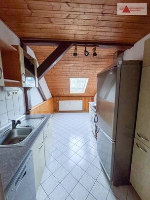 Neu renovierte 3-Raum-Dachgeschosswohnung in zentrumsnaher Lage - Foto 1