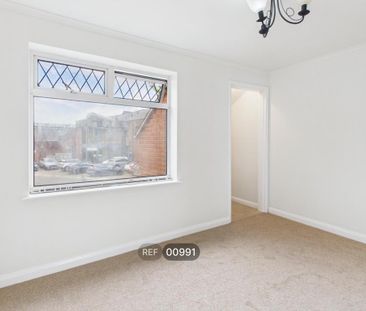 2 bedroom terraced house to rent - Photo 3