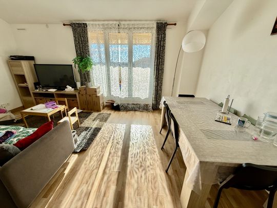 RESIDENCE LES VICTORIALES 4 pièces en dernier étage avec terrasse et vue dégagée. - Photo 1