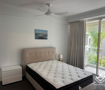 Modern Furnished Apartment - Resort Style Living - Photo 6