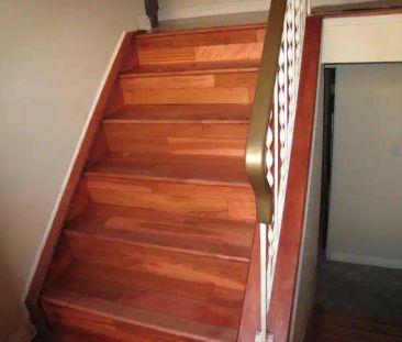 A Great deal! Large Queensland Duplex — 4 Bedrooms Duplex - Photo 1