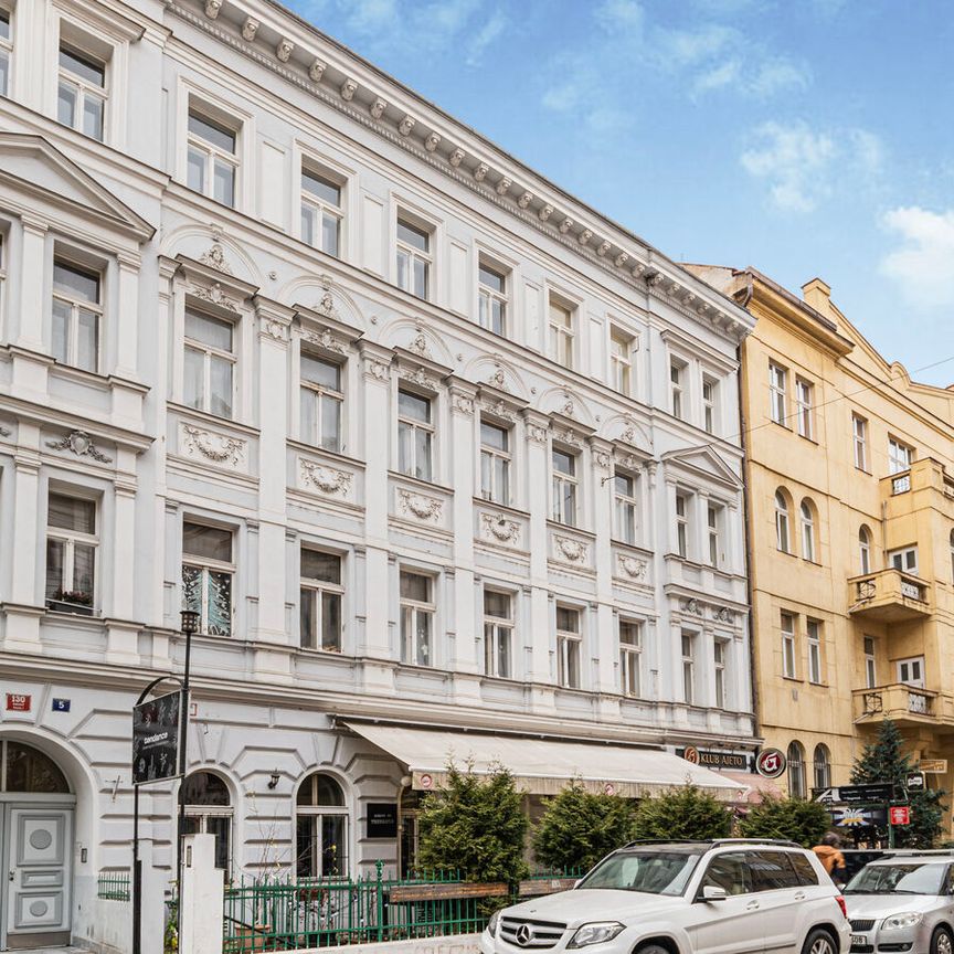 Pronájem bytu 2+kk v osobním vlastnictví 50 m², Praha 7 - Bubeneč - Fotografie 1