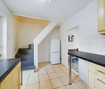 1 bedroom end of terrace house to rent - Photo 2