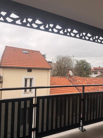 Location Appartement 2 pièces 37m² ALBI 81000 - Photo 2