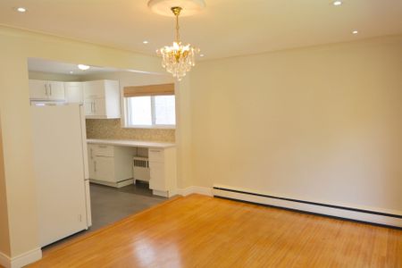 For Lease - 277 Glenforest Road Unit# Main, Toronto, Ontario - Photo 3