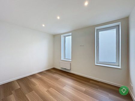 Volledig gerenoveerd gelijkvloers appartement in nostalgische ligging – De Mokker, Koekelare - Photo 5