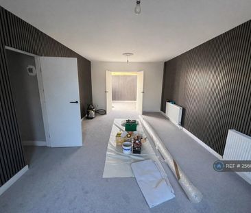 3 bedroom semi-detached house to rent - Photo 2