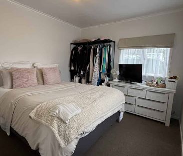 1 Bedroom unit in Herald Island - Photo 3