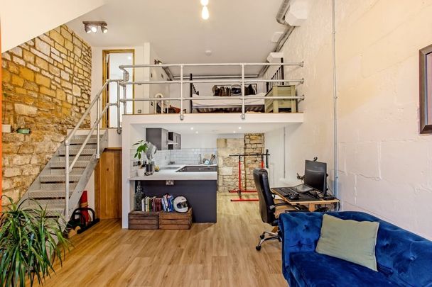 1 bedroom flat to rent - Photo 1