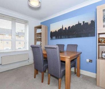 Town Centre, Bicester, OX26 - Photo 1