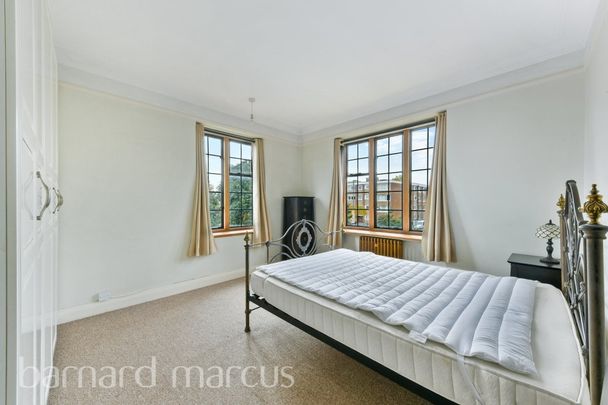 Manor Fields, LONDON - Photo 1