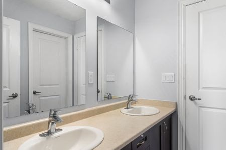 For Lease - 22 Gainsford Road, Brampton, Ontario - Photo 5