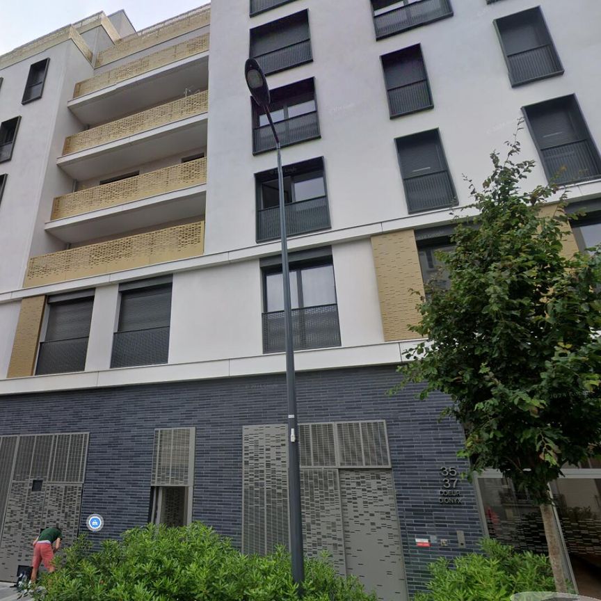 location Appartement T3 DE 62.5m² À ISSY LES MOULINEAUX - Photo 2