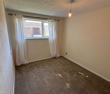 2 bedroom maisonette to rent - Photo 5
